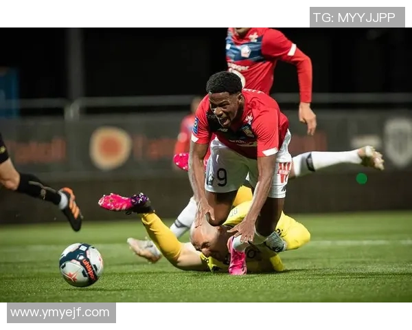 加拉塔萨雷主场迎战贝尔格莱德红星争夺欧战小组赛关键胜利